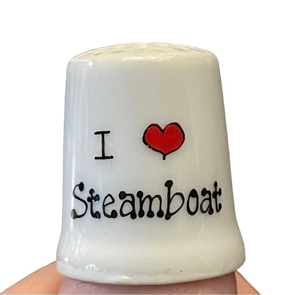 LOT of 5 Ceramic Tourist Souvenir Thimbles - Picture 10 of 10